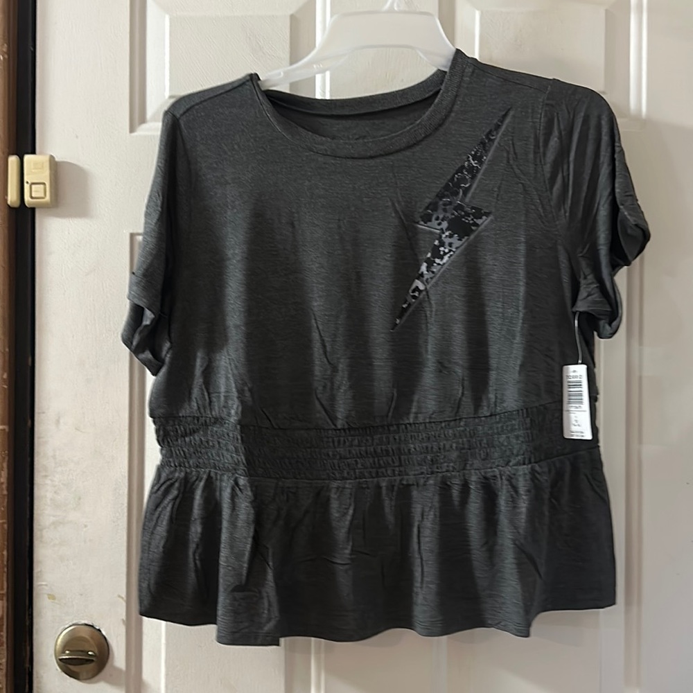 TORRID LOVESICK ICON SMOCKED WAIST TEE: GRAY: NEW WITH TAGS: SIZE 1